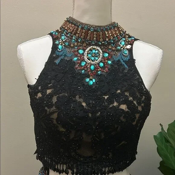 Sherri Hill Black Two-Piece Prom Dress size 00 Sherri Hill Black Two-Piece Prom Dress size 00